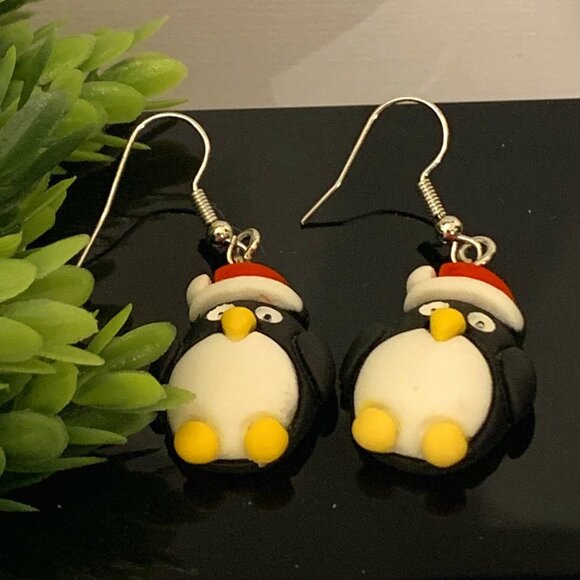 Penguin Earring, Santa Earring, Christmas Earring, Gift Idea, Holiday Earring - Picture 3 of 6